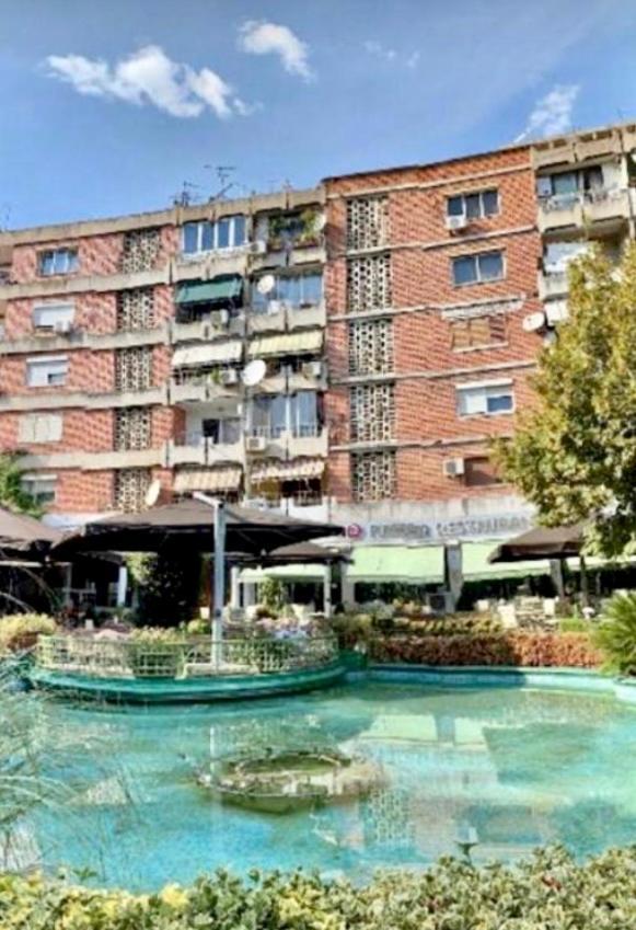Apartment In Skanderbeg Square - Tirana Center 2 Ngoại thất bức ảnh