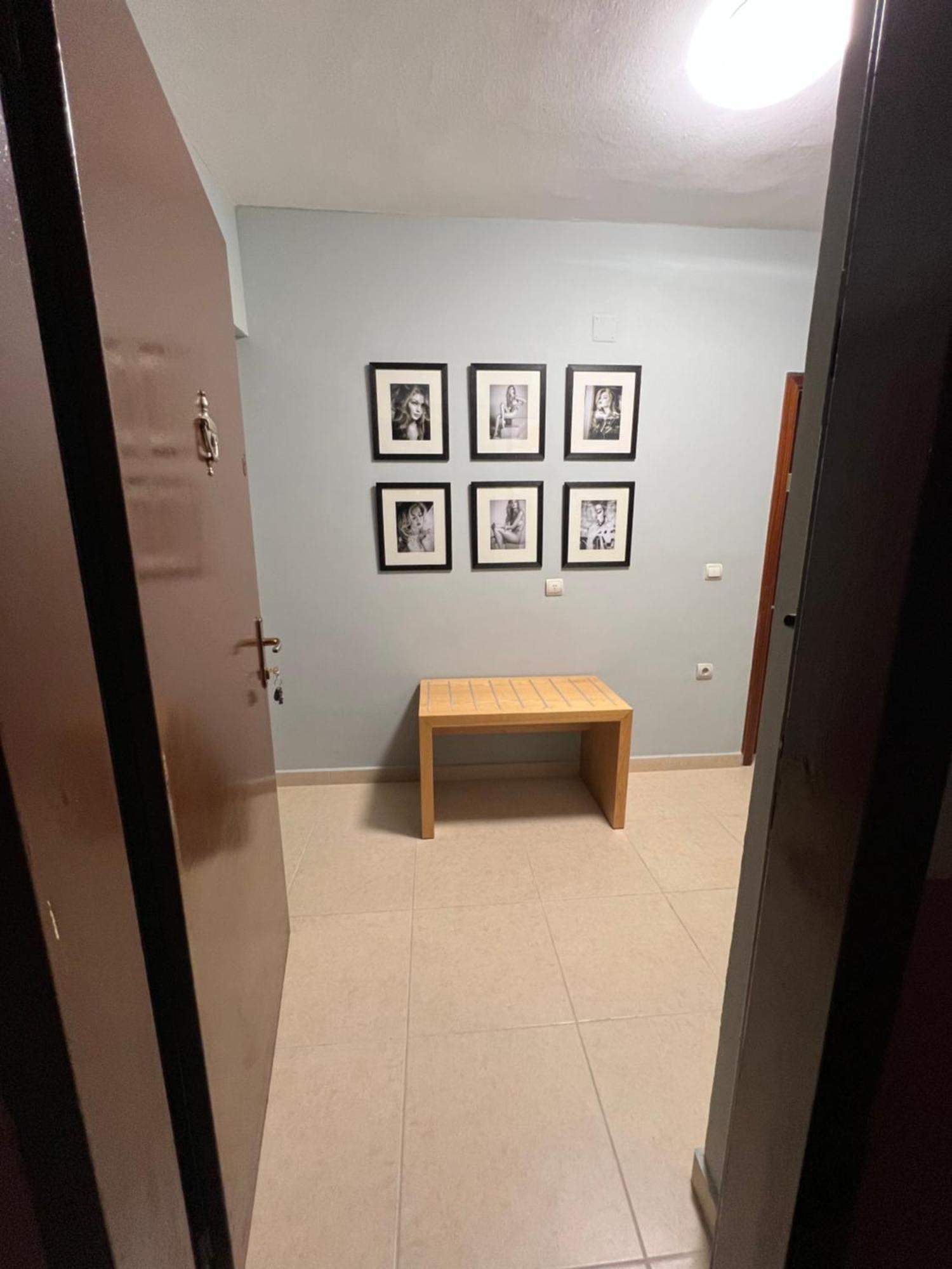 Apartment In Skanderbeg Square - Tirana Center 2 Ngoại thất bức ảnh